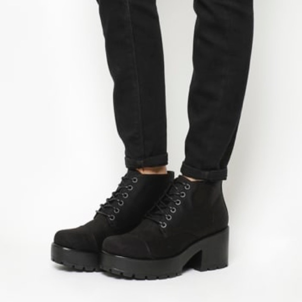 vagabond dioon lace up booties